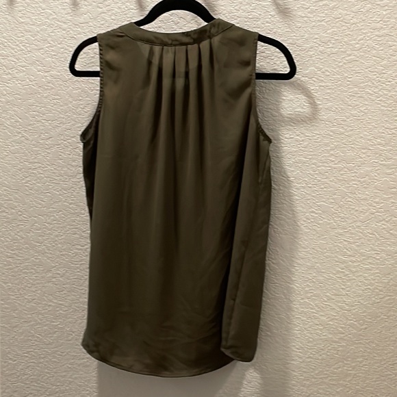 Apt 9 Slightly sheer olive green women’s dress sleeveless blouse shirt size Sm - Picture 3 of 5
